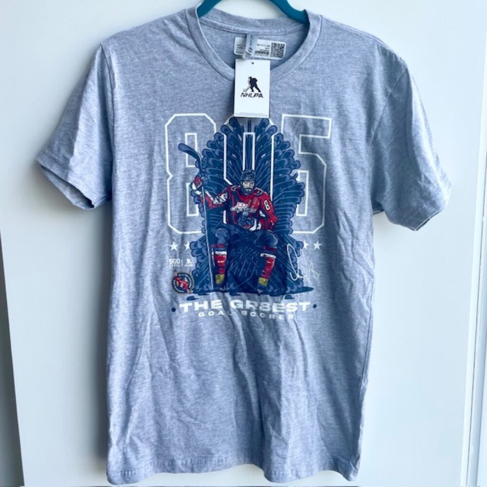 NHL Alex Ovechkin Washington Capitals 895 Career Goals Throne T-Shirt NEW Men M